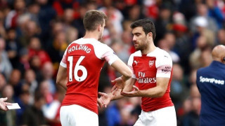 Επιστέφει          ο Σωκράτης, χαμόγελα για    Έμερι!