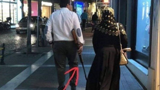 Ξάνθη: Βόλτα με την... καραμπίνα στο χέρι στο κέντρο της πόλης! (ΦΩΤΟ)