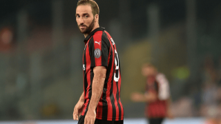 Κάνει έφεση για τον Ιγουαϊν η                         Μίλαν