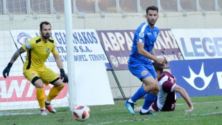 Όρθιος στη Λάρισα ο                             ΟΦΗ