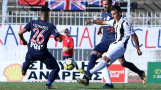 Η παραγωγική                 πρεμιέρα της    Football League