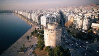 “Ο Νίκος λείπει” και                           στη Θεσσαλονίκη!