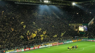 ΘΕΜΑ:       Η      Ντόρτμουντ      είναι          εδώ (videos)