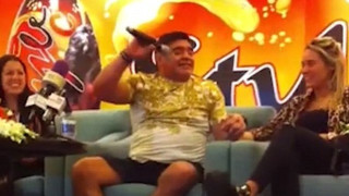 Μαραντόνα ο... ρομαντικός! (video)