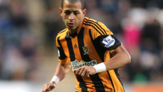 Ετοιμάζει ανανέωση σε τέσσερις η Χαλ