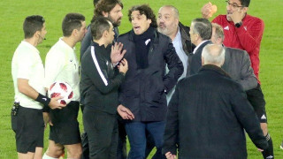 Προσοχή:               Το χοντρό κόλπο  για τον τίτλο τώρα αρχίζει…