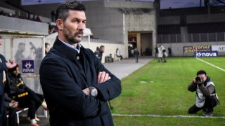 Ουζουνίδης: «Είναι ντροπή να παίζουμε σε τέτοιο γήπεδο»