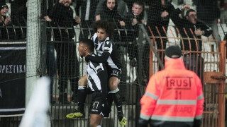 Το εξπρές                  του τίτλου …«πρόσω ολοταχώς»