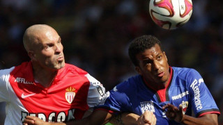 Στο Χ η Ρετζίνα,  στο Χ η Κάιζερ Τσιφς,  στο Χ και η Μαρσέιγ   