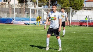 Παίρνει    και     Βοσνιάδη η              Δόξα Δράμας