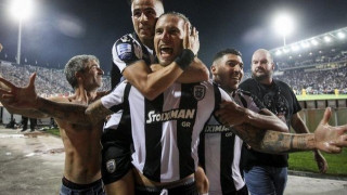 Γι' αυτό τρώνε τη                            σκόνη του...