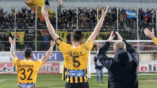 Πολλά περισσότερα από τρεις                   βαθμοί