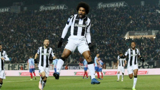 Με έναν «μάγο»             και τον αρχηγό η νέα τριάρα