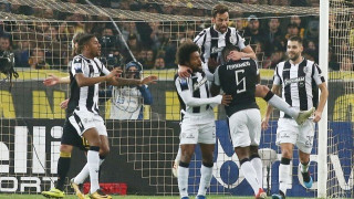 Δανέζικη           πριονοκορδέλα  κι όμως στάθηκε όρθιος