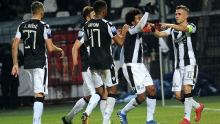 Χαλίφης και παραρτήματα; Το άλλο με τον Τοτό το ξέρετε;