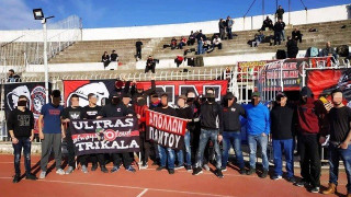 Οπαδική αλληλεγγύη και κοινή φωτογράφιση στα Τρίκαλα