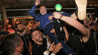 Τον αποθέωσαν και  για το                           σούπερ πριμ