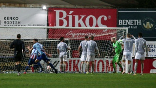 «Πνίγηκε» σε δυο                                   λάθη