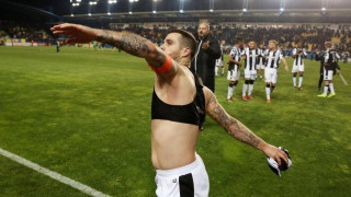 «Χαίρομαι που βοηθάω την ομάδα της       καρδιάς μου»