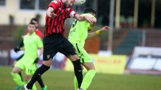 ΑΝΤΙΣΤΡΟΦΗ    ΜΕΤΡΗΣΗ: Σε... θέσεις μάχης         για τη 2η θέση