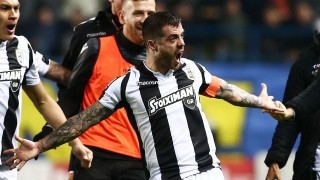 Ραντεβού στο ναό για τη φιέστα με τη σκέψη στον μεγάλο αρχηγό