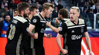 Η ΟΜΑΔΑΡΑ του Άγιαξ νίκησε                        τον… Ρονάλντο (vid)