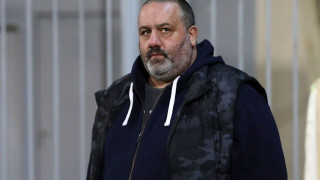 Ο μετρ του αυτοεξευτελισμού  προκαλεί και... προβληματίζει