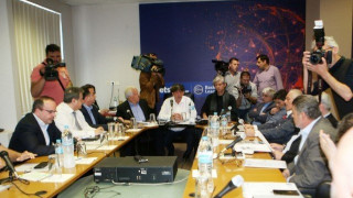 Παρουσία Γιαννακόπουλου-Αγγελόπουλων η συνάντηση στον ΕΣΑΚΕ