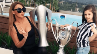 Το «ευχαριστώ» της Βάσως Βεργίδου στην ΠΑΕ ΠΑΟΚ για τα... Τρόπαια(Pic)