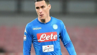 Εξοργισμένοι οπαδοί της Νάπολι επέστρεψαν τη φανέλα στον Καγιεχόν