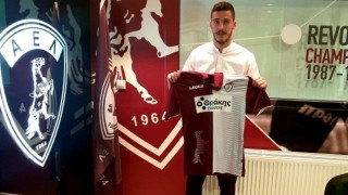 «Σεφτέ» με Γιάκο                                  η ΑΕΛ