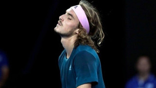 Υποκλίθηκε στον Ναδάλ ο          Στέφανος   Τσιτσιπάς!