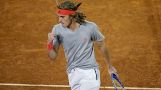 Έγραψε ιστορία ο                             Τσιτσιπάς!