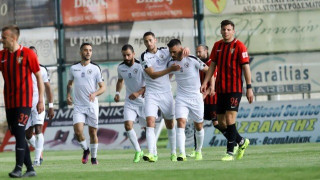 «Είστε ελεύθεροι να   φύγετε από  τη Δόξα        Δράμας»