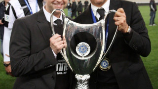 Επιταχύνει τους           ρυθμούς λόγω των προκριματικών